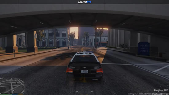 GTA5警察MOD下载_老鼠变成猫《GTA5》洛圣都警察MOD-开心电玩