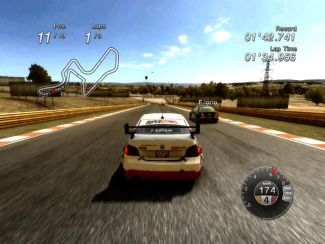 �ڶ����ǵ�������Ϸ-�������� V8 ��������(Superstars V8 Next Challenge)��ɫӲ�̰�